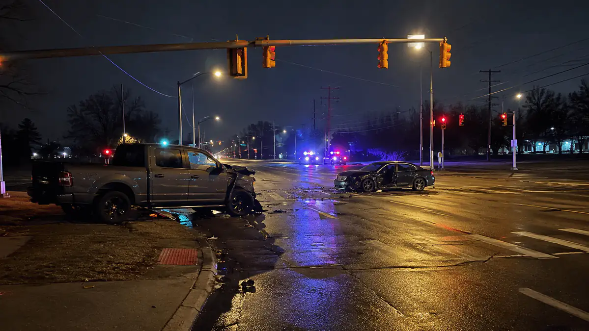 Warren crash results in one death, four arrests, and one suspect on the run