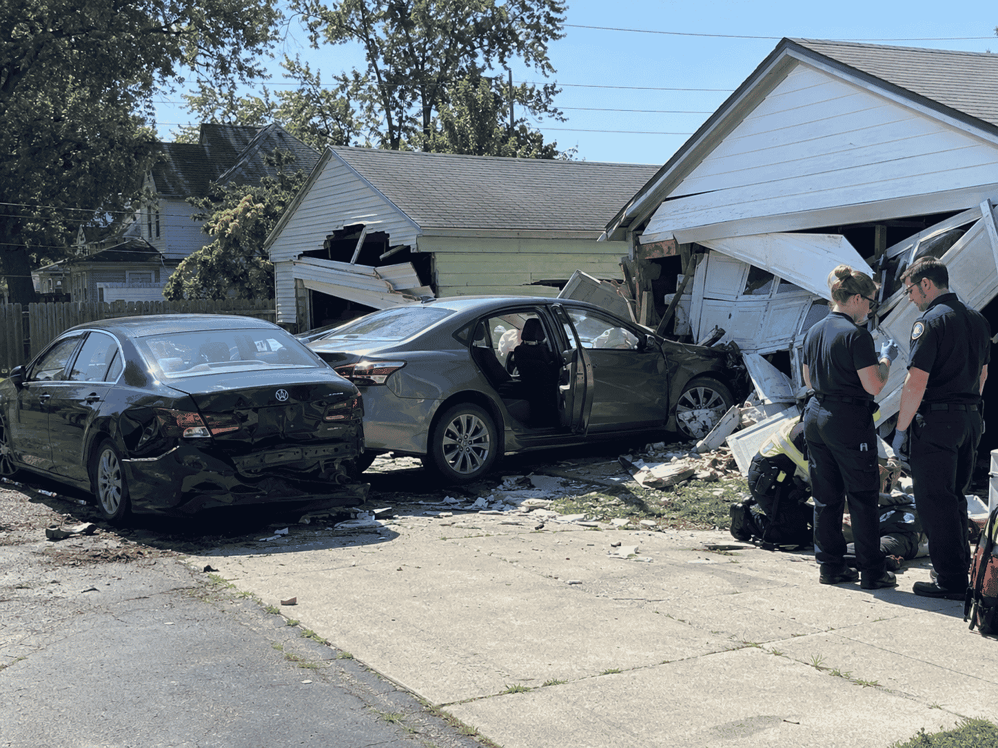 Uber driver, passenger hospitalized after medical emergency leads to garage crash