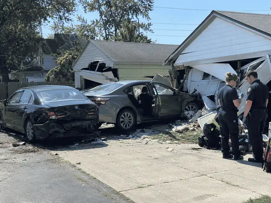 Uber driver, passenger hospitalized after medical emergency leads to garage crash