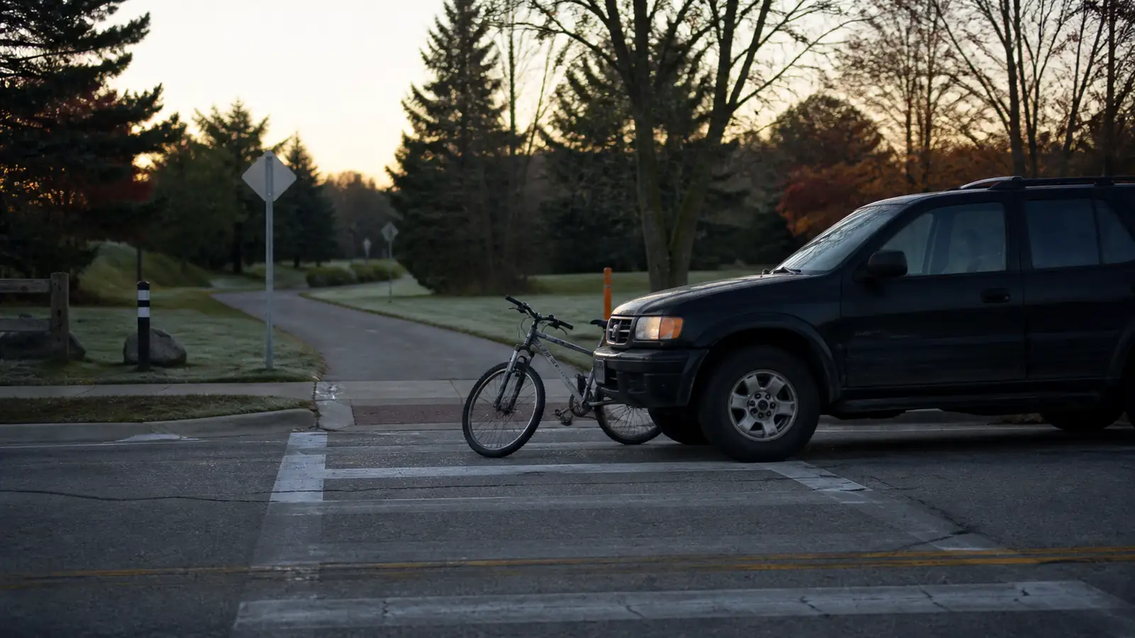Bicyclist critically injured in Commerce Township crash