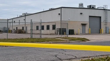 Man dies in Mount Clemens industrial building explosion