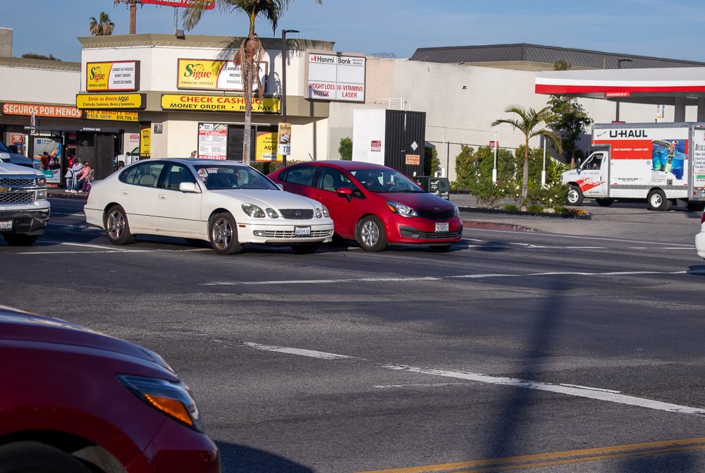 Warren, MI – Three-Vehicle Crash at Chicago Rd & Van Dyke Ave