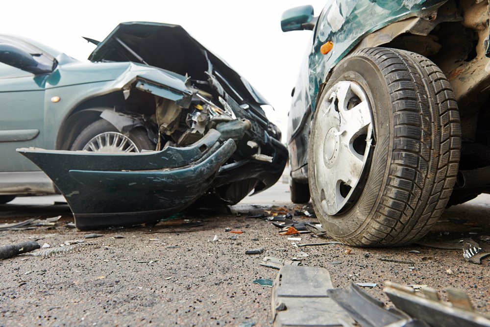 Warren, MI – Crash with injuries on Van