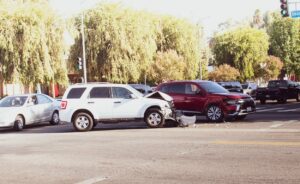 Flint, MI – Injuries Reported in Auto Wreck on Nebraska Ave