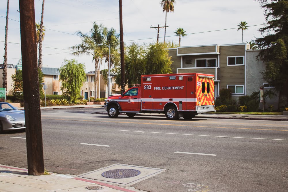 Flint, MI – Injury Wreck on James P Cole Blvd near Massachusetts Ave