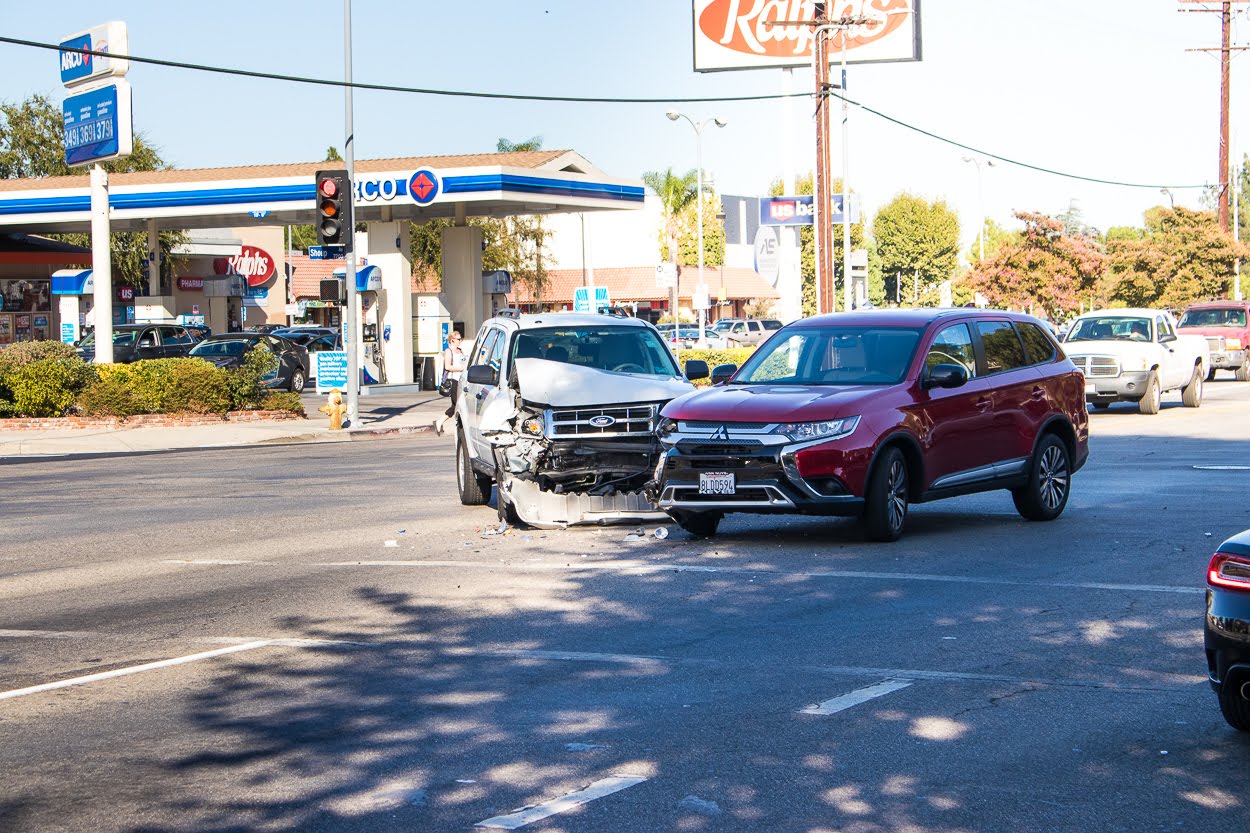 Flint, MI – Crash with Injuries on N Saginaw St near Dartmouth St