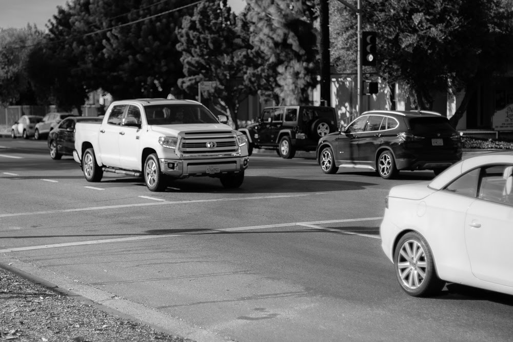 Davison Twp., MI – Car Crash blocks I-69 near S State Rd