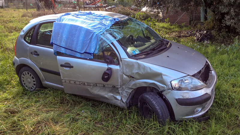 Flint, MI – Car Crash on E Hamilton Ave near James P Cole Blvd