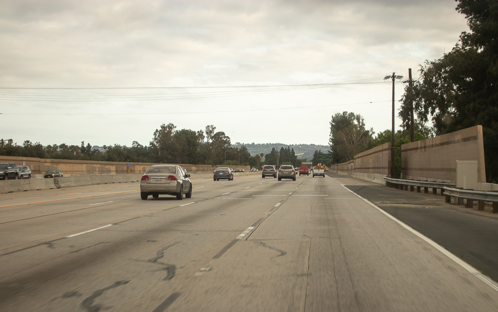 Flint, MI – Vehicle Accident blocks I-475 near Davison Rd